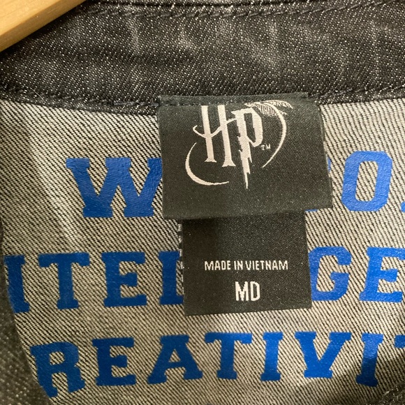 Harry Potter Ravenclaw House denim Jacket Womens Size Medium Hot Topic Black - Picture 4 of 7